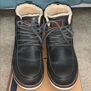 Men’s Winter Boots 10.5